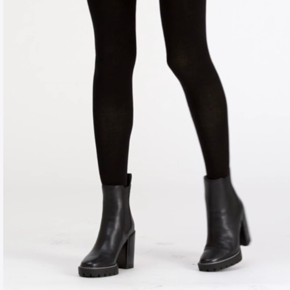 Tory Burch Carson Lug sole Booties, black, Woman’s US size 7.5 - Picture 1 of 13